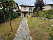Villetta a schiera in vendita di 210 m² in Via Mons....