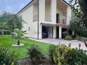 Villetta a schiera in vendita di 214 m²