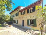 Villetta a schiera in vendita di 216 m² in Via Gorizia, 28