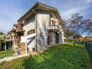 Villetta a schiera in vendita di 220 m² in Via Rodari, 5