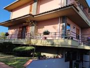 Villetta a schiera in vendita di 225 m² in Via Volturno, 7