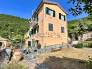 Villetta a schiera in vendita di 229 m² in Via Sella