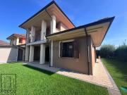 Villetta a schiera in vendita di 230 m² in Via dei Peani