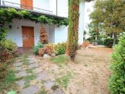Villetta a schiera in vendita di 235 m² in Via Claudia, 171