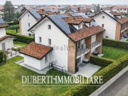 Villetta a schiera in vendita di 238 m² in Via Campagna