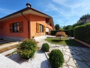 Villetta a schiera in vendita di 239 m² in Via Cascina...