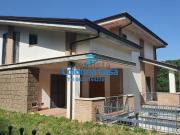 Villetta a schiera in vendita di 240 m² in Contrada Chiaira