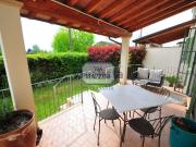 Villetta a schiera in vendita di 240 m² in Via Calabria, 7