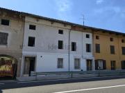 Villetta a schiera in vendita di 240 m² in Via Codroipo, 21