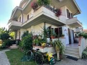 Villetta a schiera in vendita di 240 m² in Via montegrappa