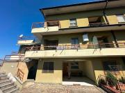 Villetta a schiera in vendita di 247 m² in Via Crocicchio