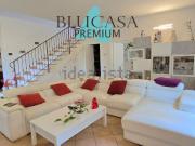 Villetta bifamiliare in vendita di 248 m² in Via Loreta