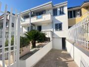 Villetta a schiera in vendita di 250 m² in Via Lago Patria