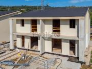 Villetta a schiera in vendita di 255 m² in Via dei Tigli