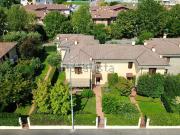 Villetta a schiera in vendita di 277 m² in Via Carlo...