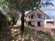 Villetta a schiera in vendita di 280 m² in Via delle...