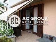 Villetta a schiera in vendita di 280 m² in Via Thomas...