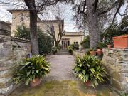 Villetta a schiera in vendita di 300 m² in Via Senese