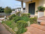 Villetta a schiera in vendita di 310 m² in Via Luigi...