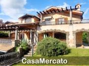 Villetta a schiera in vendita di 350 m² in Via Frascati