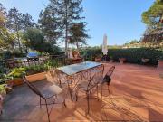 Villetta a schiera in vendita di 357 m² in Via di Valle...