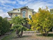 Villetta a schiera in vendita di 531 m²