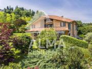 Villetta a schiera in vendita di 560 m²