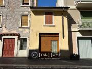 Villetta a schiera in vendita di 80 m² in Via Gardesane