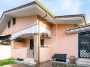 Villetta a schiera in vendita di 90 m² in Via Legnano, 41