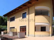 Villetta bifamiliare in affitto di 143 m² in Via Navei, 3