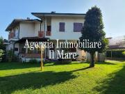 Villetta bifamiliare in affitto di 180 m² in Via ficalucci