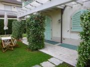 Villetta bifamiliare in vendita a Forte dei Marmi in...
