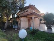 Villetta bifamiliare in vendita di 105 m² in Via Calliope, 2