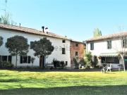 Villetta bifamiliare in vendita di 1073 m² in Via Pediano