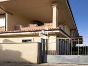 Villetta bifamiliare in vendita di 120 m² in Via Ticino