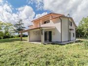 Villetta bifamiliare in vendita di 130 m² in Via del Colle