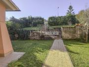 Villetta bifamiliare in vendita di 130 m² in Via del Sassone