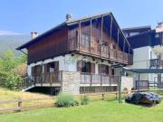 Villetta bifamiliare in vendita di 130 m² in Via la Roche, 9