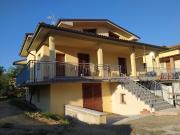 Villetta bifamiliare in vendita di 130 m² in Via Maria...