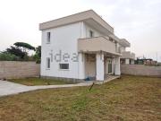 Villetta bifamiliare in vendita di 131 m² in Via Colle...