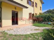 Villetta bifamiliare in vendita di 140 m²