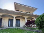 Villetta bifamiliare in vendita di 140 m² in Via Monte Rosa