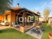 Villetta bifamiliare in vendita di 140 m² in Via Pisano, 1