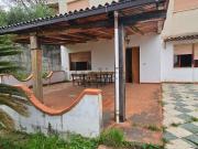 Villetta bifamiliare in vendita di 140 m² in Via Vingiolo