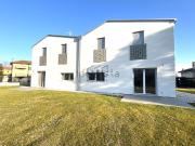 Villetta bifamiliare in vendita di 140 m² in Via Vittoria