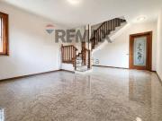 Villetta bifamiliare in vendita di 148 m² in Via Judrio, 3