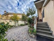 Villetta bifamiliare in vendita di 150 m² in Via Antonio...