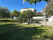 Villetta bifamiliare in vendita di 150 m² in Via Augusto...