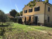 Villetta bifamiliare in vendita di 150 m² in Via Casine...
