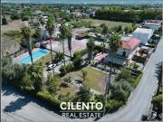 Villetta bifamiliare in vendita di 150 m² in Via Licinella